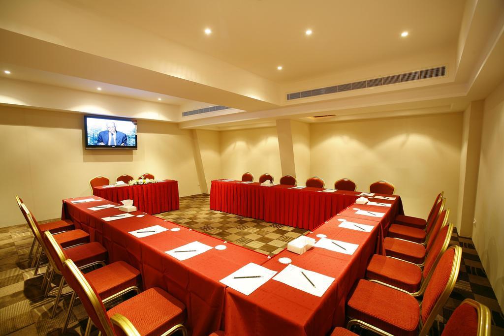 Ramada Riyadh Hotel Facilidades foto